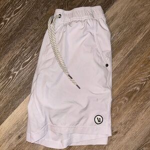 COPY - White Vuori shorts